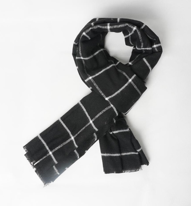 　Scarf